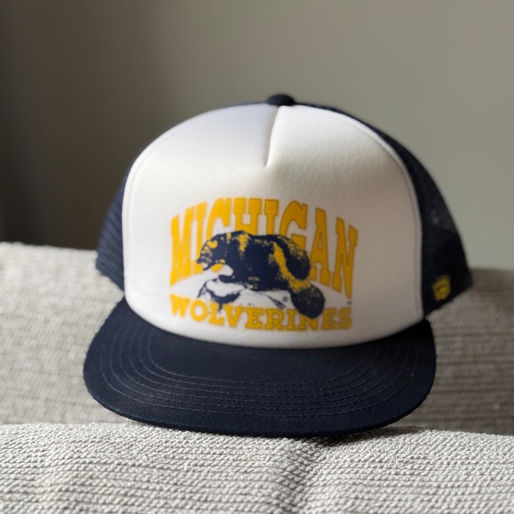NWT Kohl's Michigan Trucker Hat Navy Blue White Snapback Cap One Size 1SZ